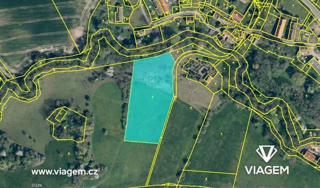 Prodej pole 3 187 m², Kravaře, okres Česká Lípa