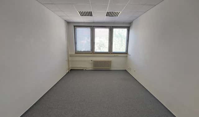 Pronájem kanceláře 20 m², Znojmo