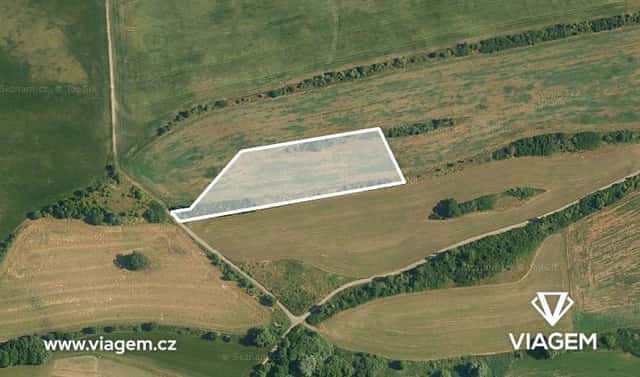 Prodej pole 1 403 m², Chýnice, okres Praha-západ