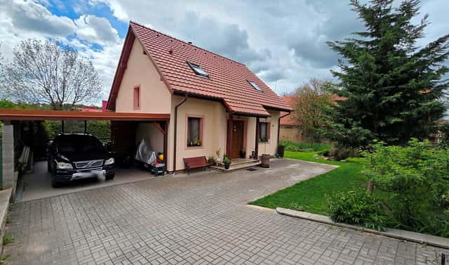 Prodej domu 115 m² s pozemkem 802 m², Tismice, okres Kolín