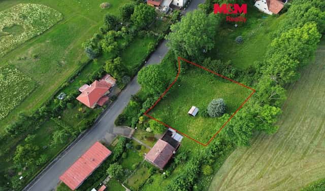 Prodej stavebního pozemku 1 326 m², Ostrov – Květnová, okres Karlovy Vary