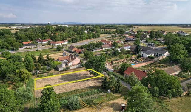 Prodej stavebního pozemku 729 m², Litobratřice, okres Znojmo