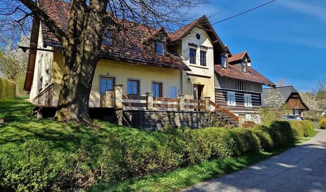 Prodej ubytovacího objektu 316 m², Benešov u Semil, okres Semily