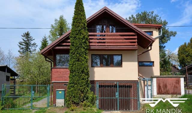 Prodej chaty/chalupy 121 m² s pozemkem 401 m², Na Bahýnkách, Babice, okres Praha-východ