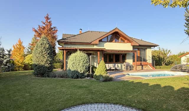 Prodej domu 213 m² s pozemkem 863 m², Vačkářova, Dobřejovice, okres Praha-východ