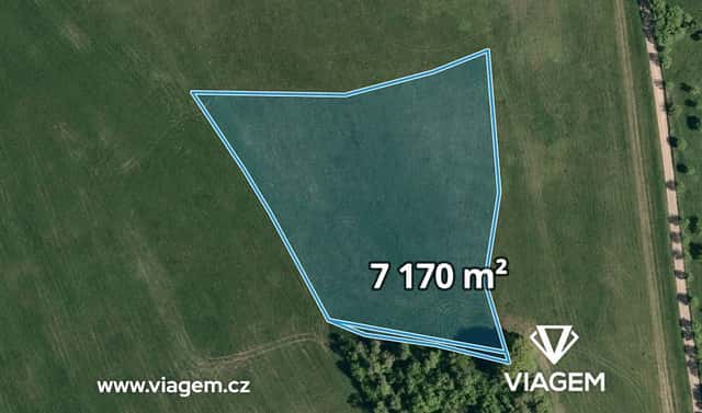 Prodej pole 3 585 m², Vizovice, okres Zlín