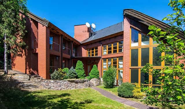 Prodej domu 560 m² s pozemkem 2 497 m², Dobřichovická, Černošice, okres Praha-západ