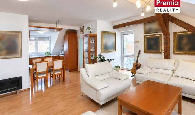 Prodej bytu 3+kk 94 m², U Domoviny, Znojmo