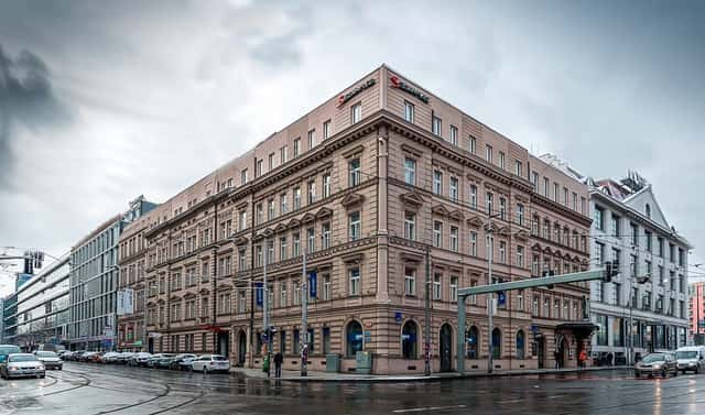 Pronájem kanceláře 127 m², Praha 5
