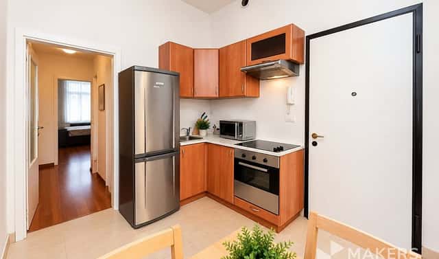Prodej ubytovacího objektu 190 m², Plzeňská, Praha 5 – Smíchov