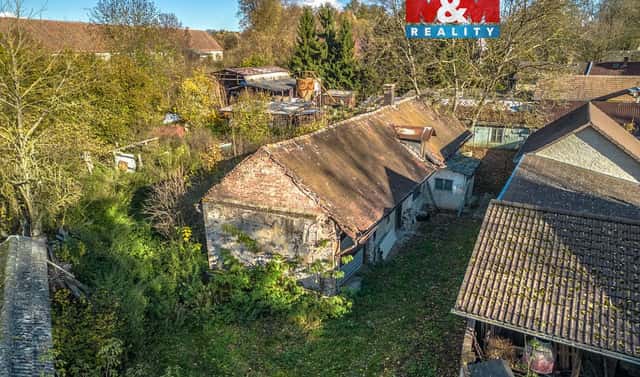 Prodej domu 100 m² s pozemkem 12 305 m², Lochy, Čáslav – Čáslav-Nové Město, okres Kutná Hora