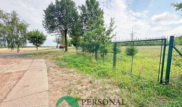 Prodej komerčního pozemku 2 077 m², Kounov, okres Rakovník