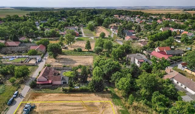 Prodej stavebního pozemku 878 m², Litobratřice, okres Znojmo