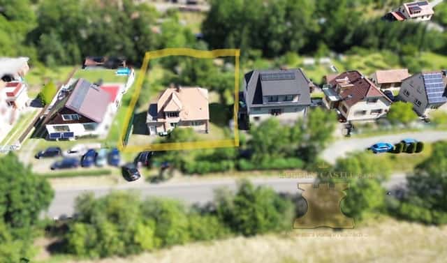 Prodej domu 200 m² s pozemkem 1 009 m², Kamýk nad Vltavou, okres Příbram