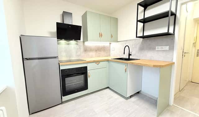 Pronájem bytu 1+1 30 m², Turkmenská, Vsetín