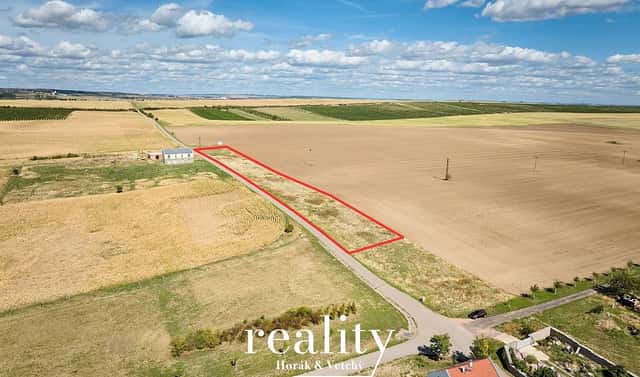 Prodej stavebního pozemku 5 100 m², Šatov, okres Znojmo