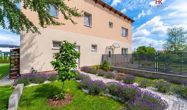 Prodej domu 90 m² s pozemkem 383 m², Slunečná, Úhonice, okres Praha-západ
