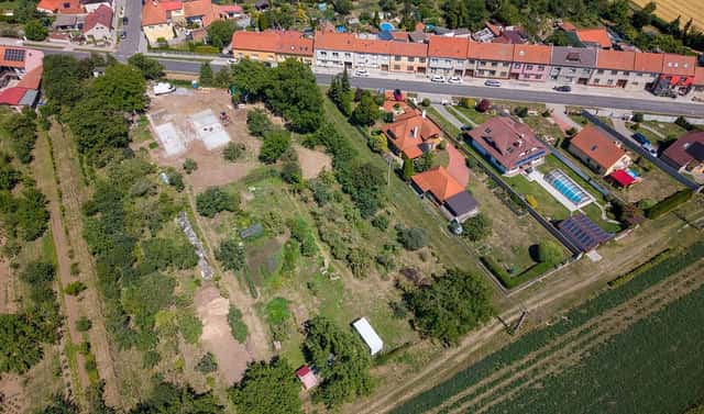 Prodej stavebního pozemku 1 938 m², Určice, okres Prostějov