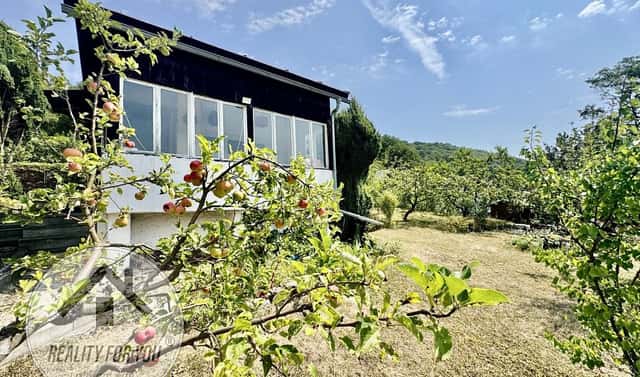 Prodej chaty/chalupy 38 m² s pozemkem 723 m², Na Čihadle, Ústí nad Labem – Střekov