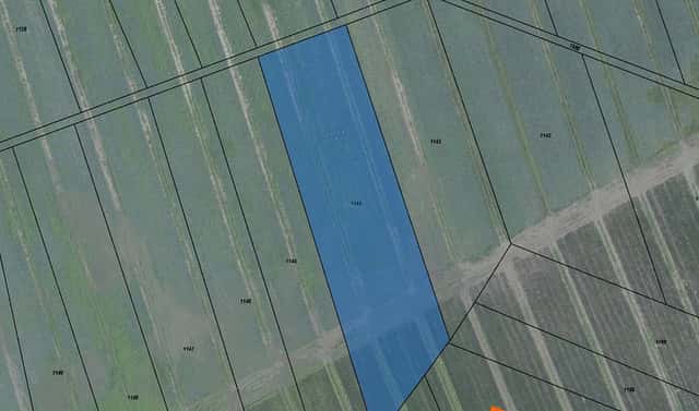 Prodej pole 1 391 m², Mochov, okres Praha-východ