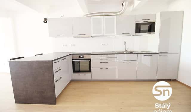 Pronájem bytu 1+kk 86 m², U sladovny, Praha 5 – Lochkov