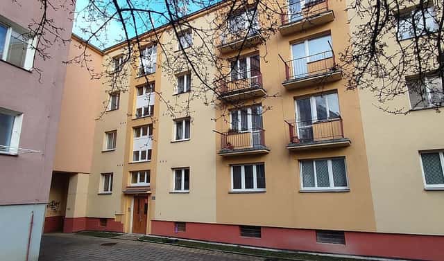 Pronájem bytu 2+1 56 m², Kasární náměstí, Cheb