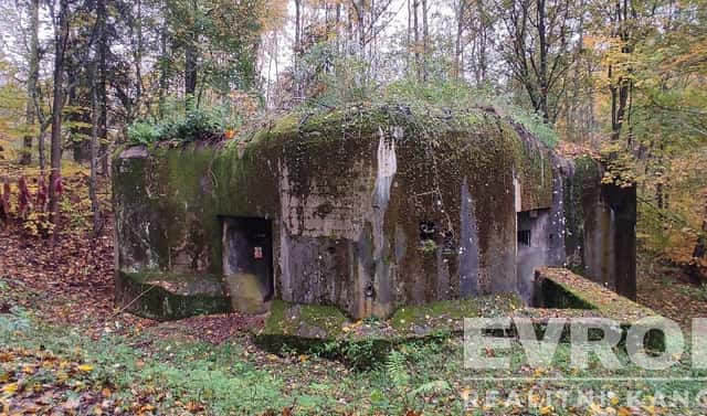 Prodej pozemkové parcely č. 448/10 s možností Nájemní smlouvy na izolovaný pěchotní srub T-S 60 U st, Trutnov