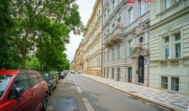 Prodej bytu 6+kk 196 m², Janáčkovo nábřeží, Praha 5 – Malá Strana