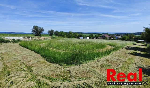 Prodej stavebního pozemku 3 053 m², Ježkovice, okres Vyškov