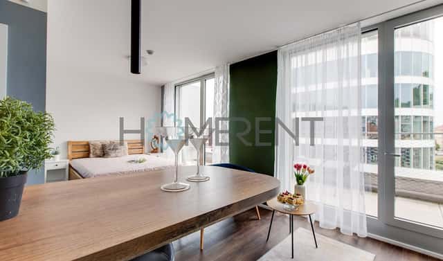 Pronájem bytu 1+kk 31 m², Plzeňská, Praha 5 – Smíchov
