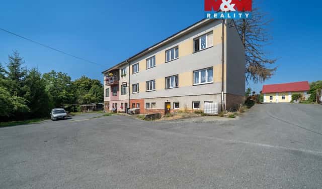Prodej nájemního domu, činžáku 290 m², Nádražní, Poběžovice, okres Domažlice