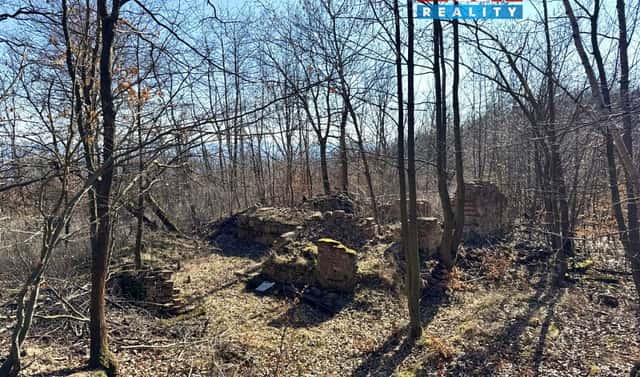 Prodej pozemku 443 m², Hrob, okres Teplice