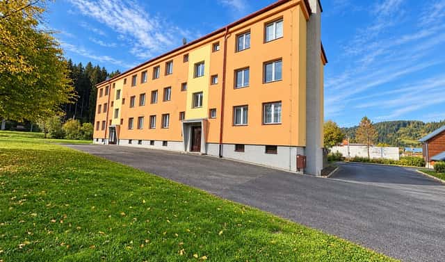 Prodej bytu 3+1 68 m², Sklářská, Karolinka, okres Vsetín