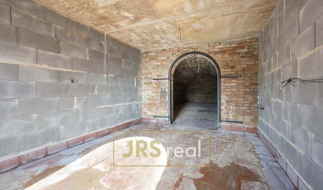 Prodej Vinného sklepa v Mutěnicích pod Dubňanskou horou, pozemek 2401 m2, Mutěnice, okres Hodonín