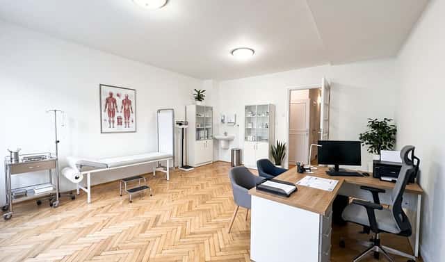 Pronájem komerčního objektu (jiného typu) 58 m², Na výtoni, Praha 2 – Nové Město