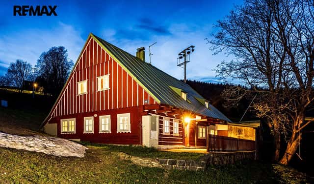 Prodej ubytovacího objektu 281 m², Strážné, okres Trutnov
