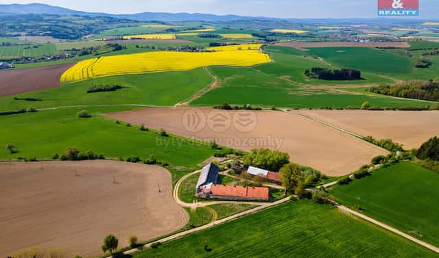 Prodej domu 149 m² s pozemkem 14 537 m², Mrákov – Starý Klíčov, okres Domažlice
