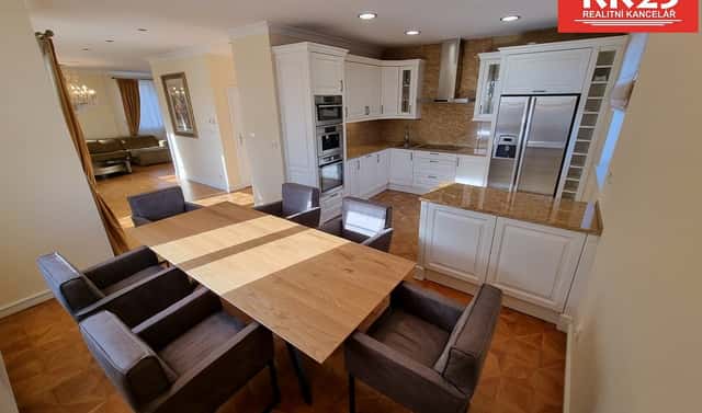 Prodej bytu 3+kk 165 m², Bezejmenná, Mariánské Lázně, okres Cheb