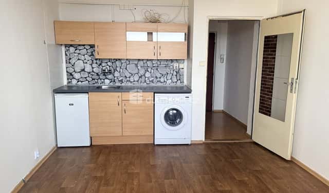 Pronájem bytu 1+kk 25 m², J. Palacha, Břeclav