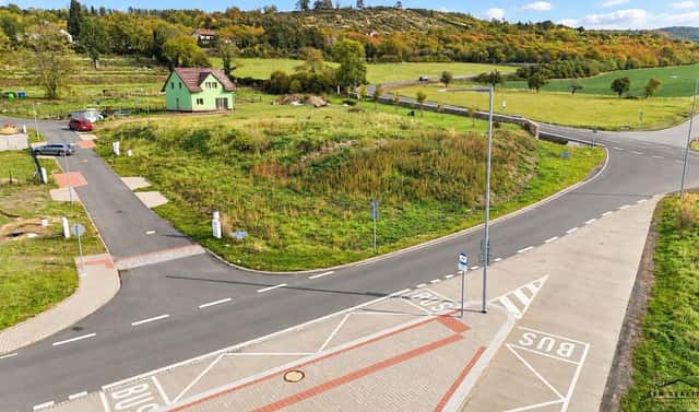 Prodej stavebního pozemku 853 m², Podhořany u Ronova, okres Chrudim