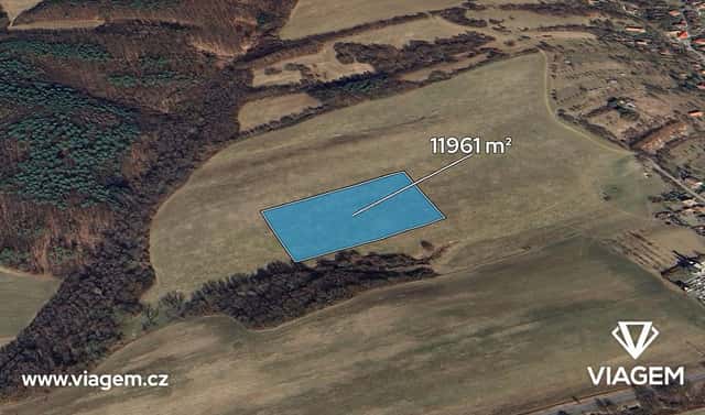 Prodej pole 11 961 m², Březůvky, okres Zlín