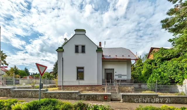 Prodej domu 120 m² s pozemkem 355 m², 5. května, Český Brod, okres Kolín