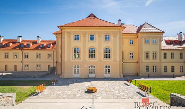 Prodej bytu 2+kk 60 m², Slavíkova, Jince, okres Příbram