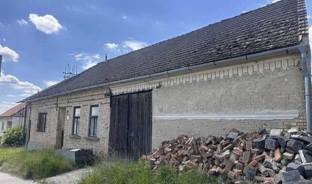 Prodej domu 288 m² s pozemkem 1 424 m², Kostelec, okres Hodonín