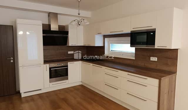 Pronájem bytu 2+kk 57 m², Makedonská, Praha 9 – Střížkov