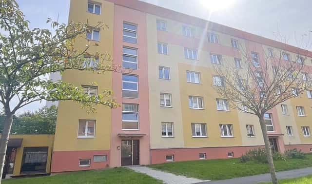 Prodej bytu 1+1 37 m², Vítězslava Nezvala, Most