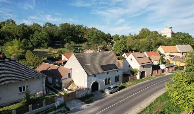 Prodej domu 76 m² s pozemkem 2 015 m², Lipno – Lipenec, okres Louny