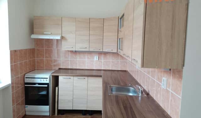 Pronájem bytu 2+1 55 m², Ervěnická, Jirkov, okres Chomutov