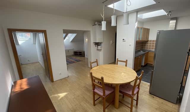 Prodej bytu 3+1 93 m², náměstí Jiřího z Poděbrad, Praha 2 – Vinohrady