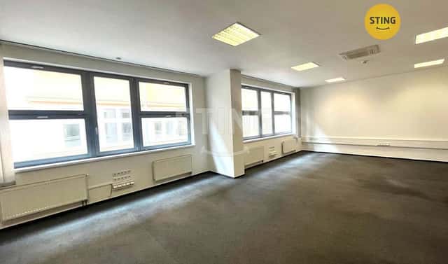 Pronájem kanceláře 244 m², Dlouhá, Ostrava – Moravská Ostrava, okres Ostrava-město